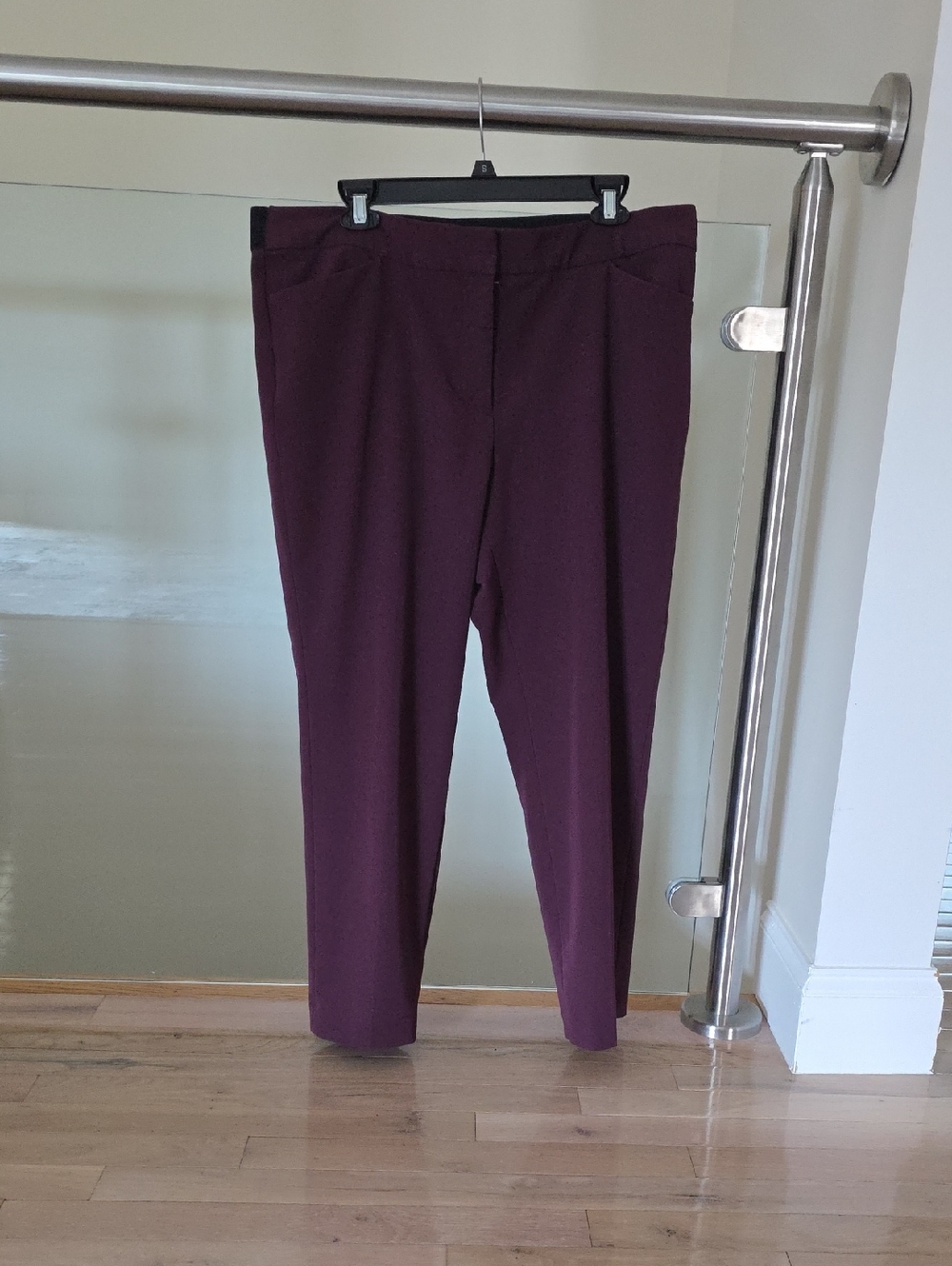 Women’s  Pants in Deep Plum